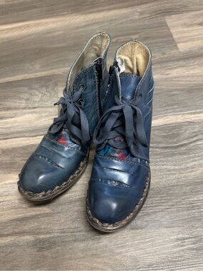 Rovers Blue Leather Steampunk Style Boots